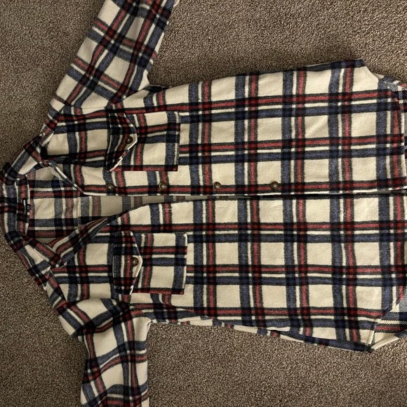 Trench - Picture 5 of 8